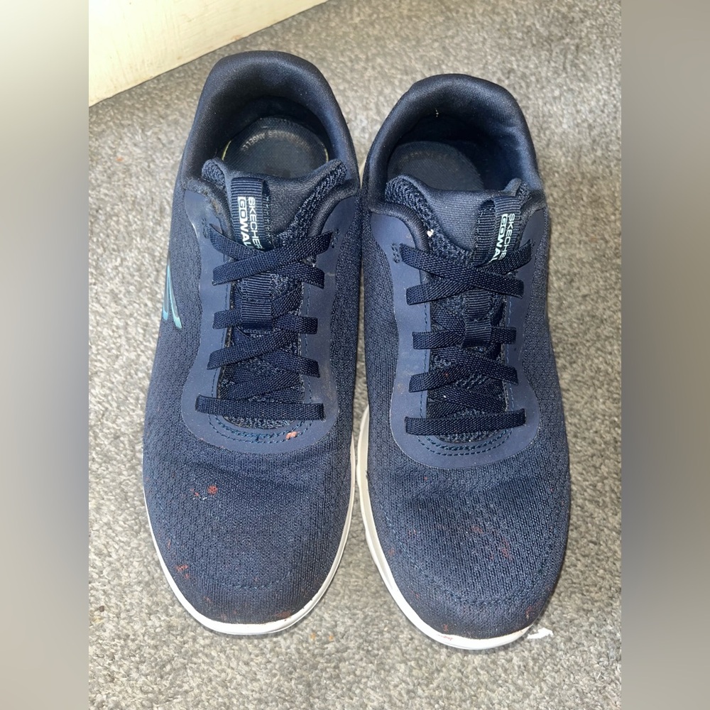 Women’s Navy Blue GoWalk Skechers Shoes- Size 6.5 - Picture 7 of 16